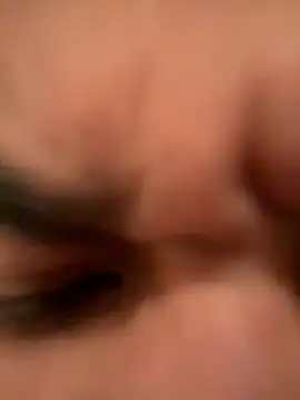 familia0210 online show from November 15, 7:43 pm