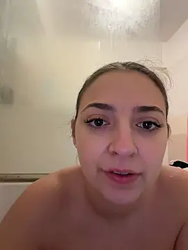 looloopaul online show from February 23, 6:05 pm