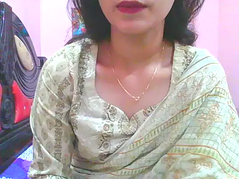 night queeen7 online show from November 30, 8:35 pm