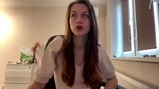 Nayra flash online show from November 22, 10:36 am