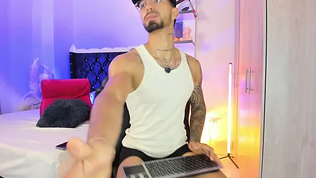  Duriel online show from March 2, 7:43 pm