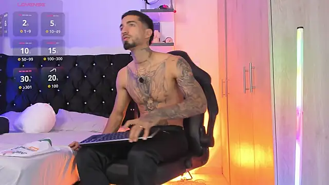  Duriel online show from March 12, 9:21 pm