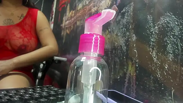 Snapshot of LuisaMonaco chatting on October 15, 2:50 pm LuisaMonaco online show from October 15, 2:50 pm