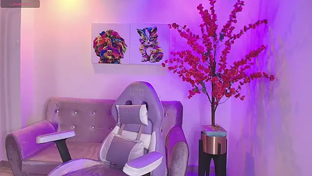 Summer miller online show from March 16, 11:47 am