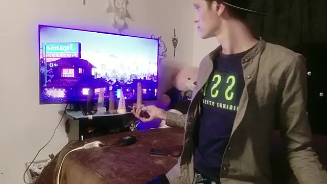 Tyler cat online show from December 3, 1:57 am