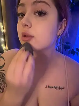 KellyMoors online show from March 4, 2:06 am