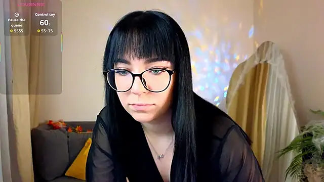 Avelyne  online show from October 30, 11:38 pm