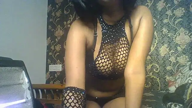 Snapshot of zoya_your chatting on February 15, 9:19 am zoya your online show from February 15, 9:19 am