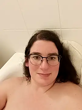 Deesse Inanna online show from January 6, 8:01 pm