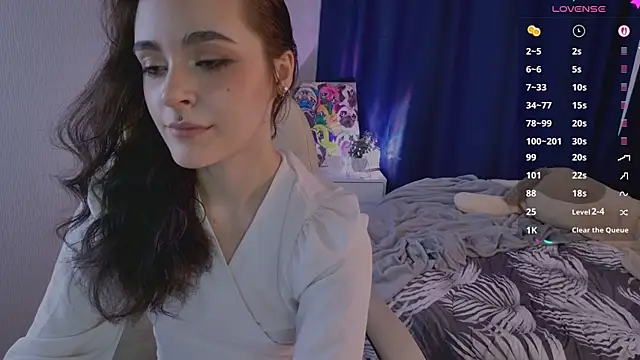 Snapshot of ElizabethMilller_ chatting on July 2, 3:23 am ElizabethMilller online show from July 2, 3:23 am