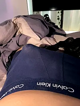 Snapshot of BBC_05_01 chatting on October 21, 10:27 am BBC 05 01 online show from October 21, 10:27 am