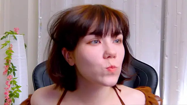 Kelly foox online show from October 11, 8:46 am