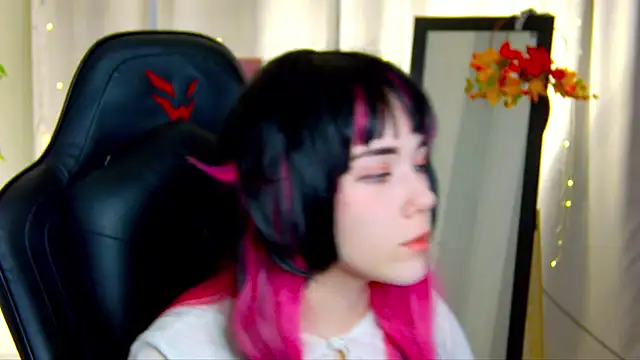 Kelly foox online show from October 28, 9:35 am