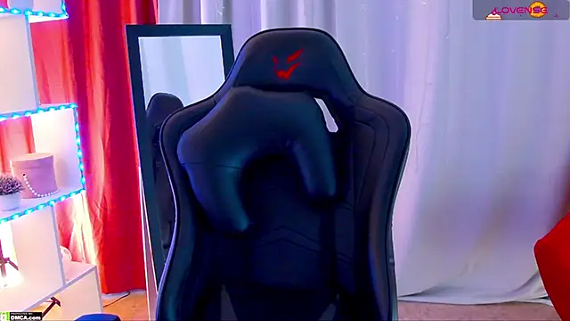 Kelly foox online show from November 19, 8:58 am