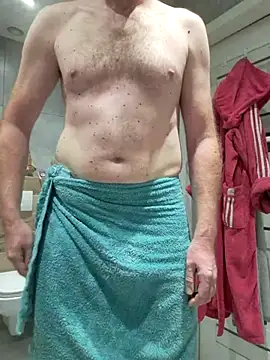 Snapshot of Vintermelon2 chatting on November 16, 7:25 am Vintermelon2 online show from November 16, 7:25 am