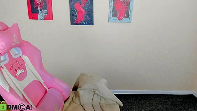 L1na Reeds online show from November 29, 1:08 am