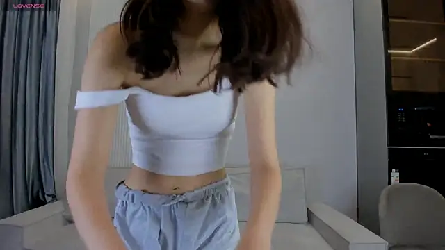 angel soo online show from November 21, 1:43 pm