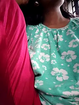 Snapshot of hottywife-03 chatting on May 21, 4:30 am hottywife-03 online show from May 21, 4:30 am