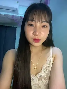 banlinh004 online show from May 6, 3:06 pm