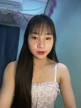 banlinh004 online show from May 12, 2:36 pm