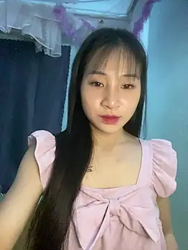 banlinh004 online show from May 31, 2:57 pm