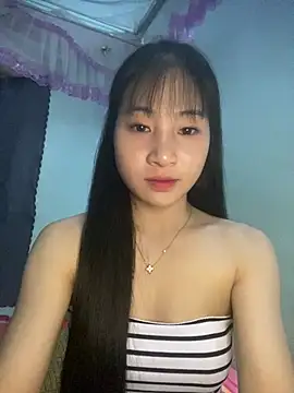 banlinh004 online show from July 21, 2:41 pm