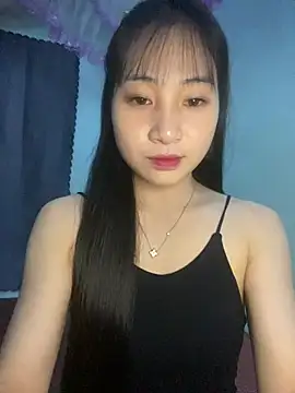 banlinh004 online show from August 6, 2:41 pm