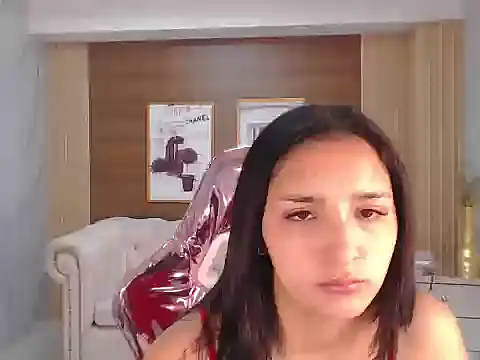 claudina s online show from October 16, 1:12 pm