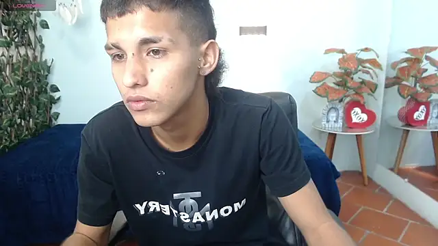 LiamBlack16 online show from October 12, 1:32 pm