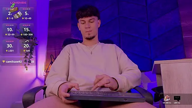 LiamThunder05  online show from November 10, 3:05 am