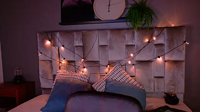 LiamThunder05  online show from November 15, 3:37 am