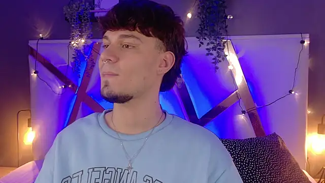 LiamThunder05  online show from November 20, 3:07 am