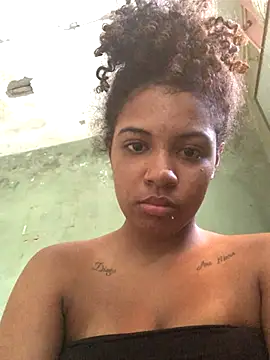 Lorennapires online show from January 8, 6:54 pm