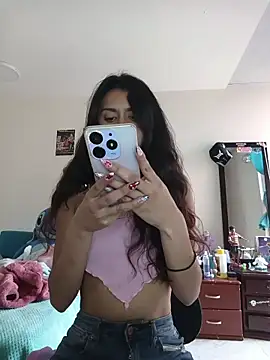 Snapshot of caramel_doll__ chatting on November 10, 6:18 pm caramel doll online show from November 10, 6:18 pm