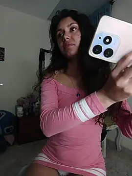 Snapshot of caramel_doll__ chatting on November 19, 4:34 am caramel doll online show from November 19, 4:34 am