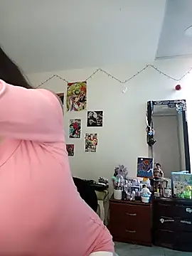 caramel doll   online show from January 11, 9:42 pm