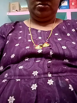 Snapshot of supcpl chatting on November 17, 1:33 am supcpl online show from November 17, 1:33 am