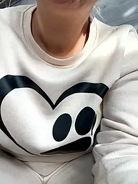 Daiana Andra online show from December 15, 9:57 am