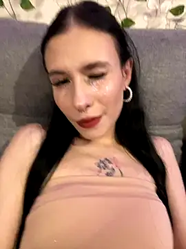 Snapshot of Kisa-Lisa_ chatting on October 31, 8:21 pm Kisa-Lisa online show from October 31, 8:21 pm