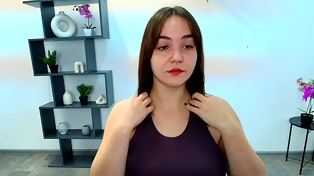 OliviaMontgommery online show from November 3, 6:14 am