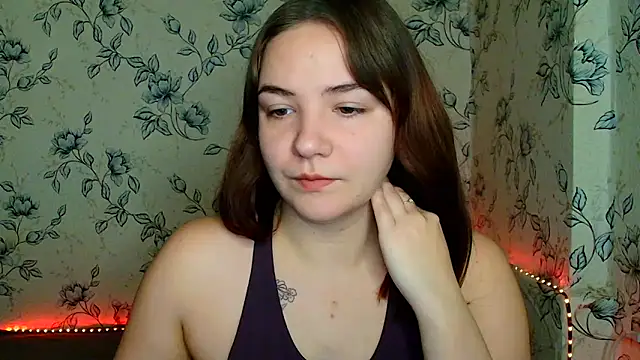 OliviaMontgommery online show from December 19, 11:06 am