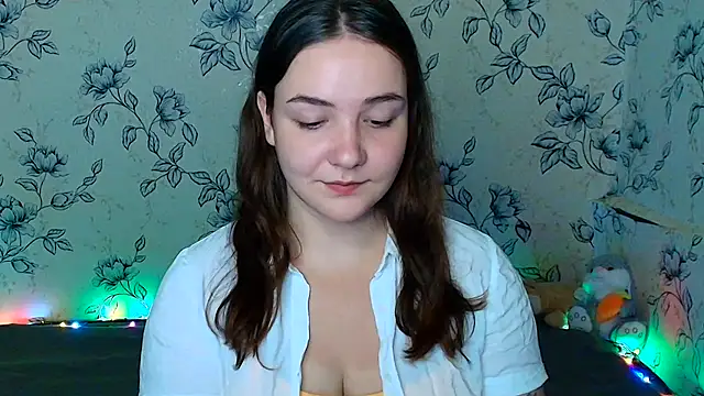 OliviaMontgommery online show from June 20, 3:37 pm