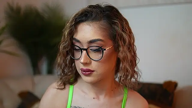 AileenKiss online show from May 18, 8:25 pm