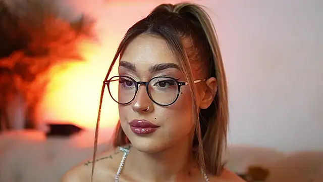 AileenKiss online show from May 27, 8:17 pm