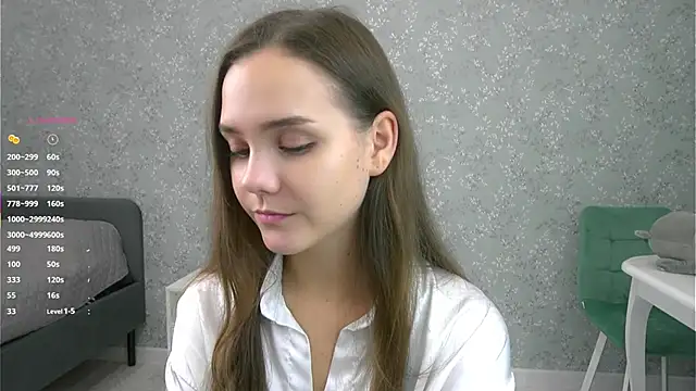 SweetSaraPie online show from October 18, 6:52 pm