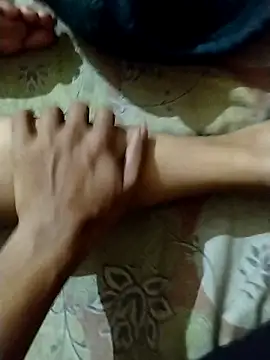 Snapshot of Aditi1996 chatting on February 10, 8:02 pm Aditi1996 online show from February 10, 8:02 pm