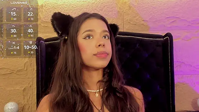 naomi hill1 online show from November 29, 11:08 pm