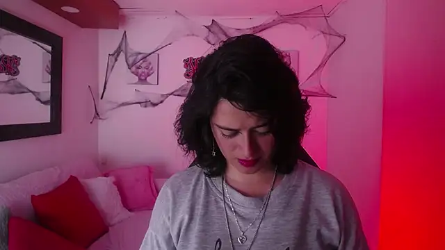 Snapshot of Andy_Eagleton_20_ chatting on October 24, 2:19 am Andy Eagleton 20 online show from October 24, 2:19 am