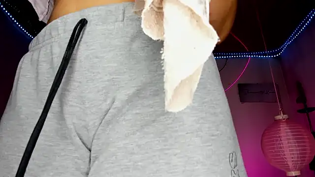 shannon kinne  online show from January 16, 6:56 pm