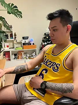 latava online show from November 22, 4:28 pm